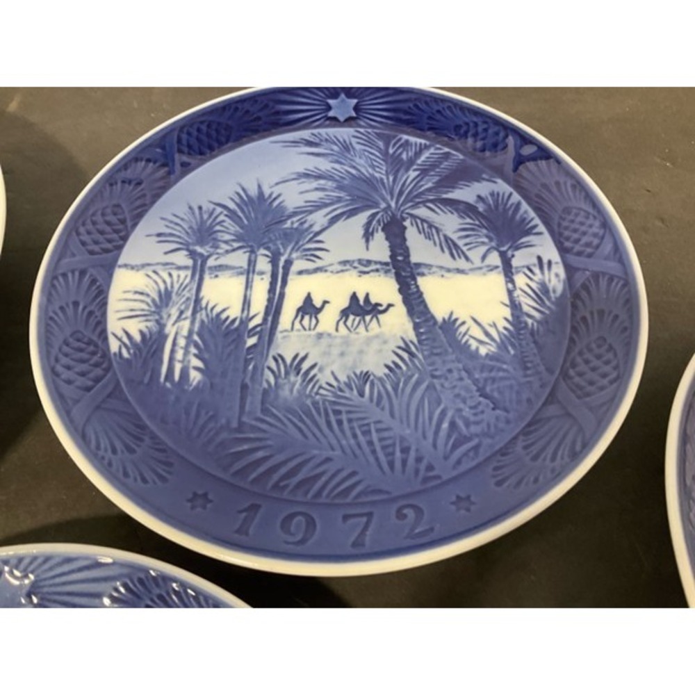 4 Vintage Royal Copenhagen B&G Christmas Plates 1967 1968 1970 1971 Denmark - Picture 5 of 6